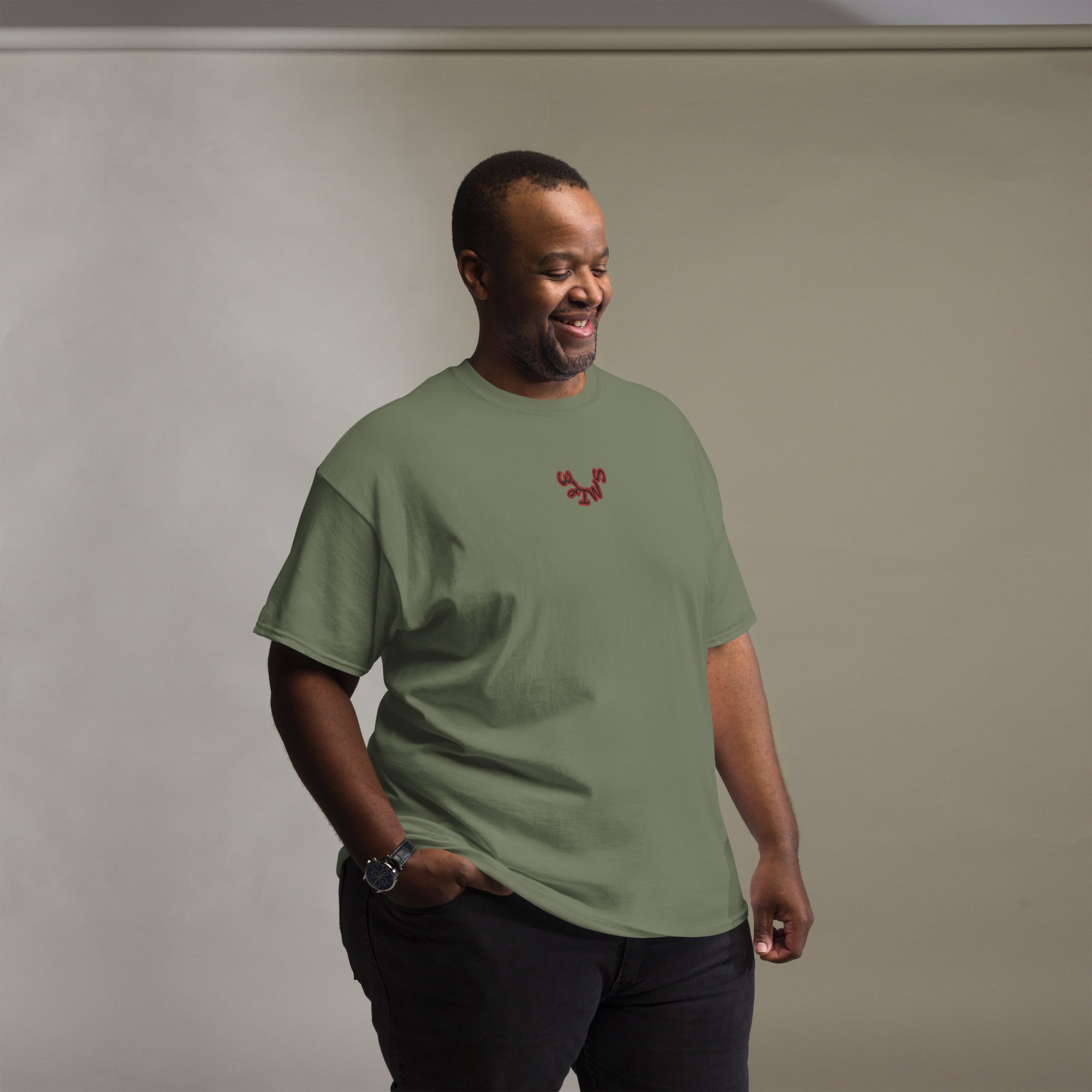 (SMILE)Y J TEE BIG J